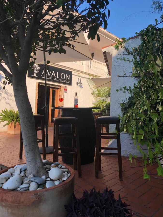 Avalon Guest house 2*